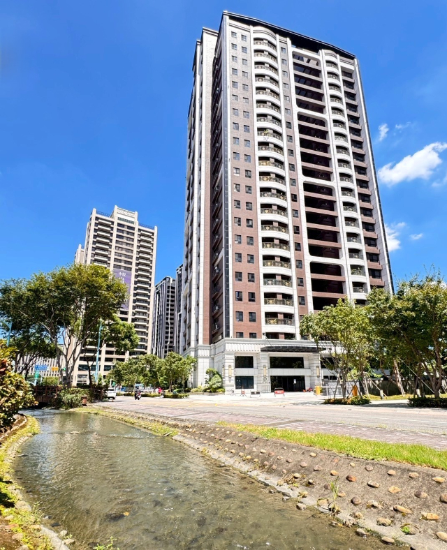 中路悅峰華次頂樓景觀3房車,桃園市桃園區大興西路三段