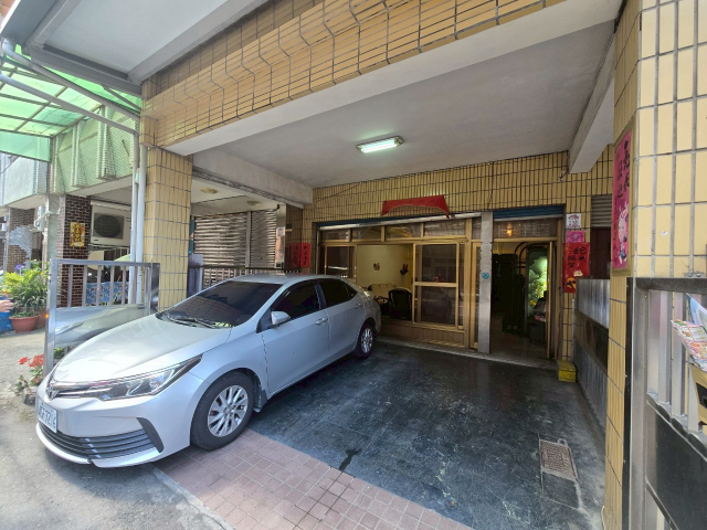 宜蘭高中旁大地坪透店